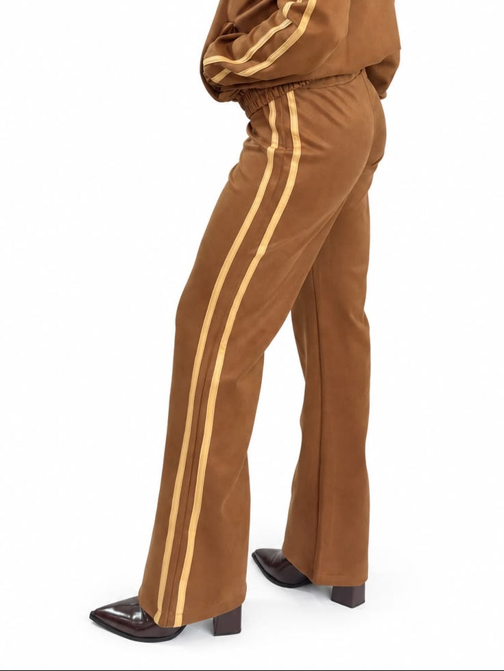 PANTALON CON VIVOS