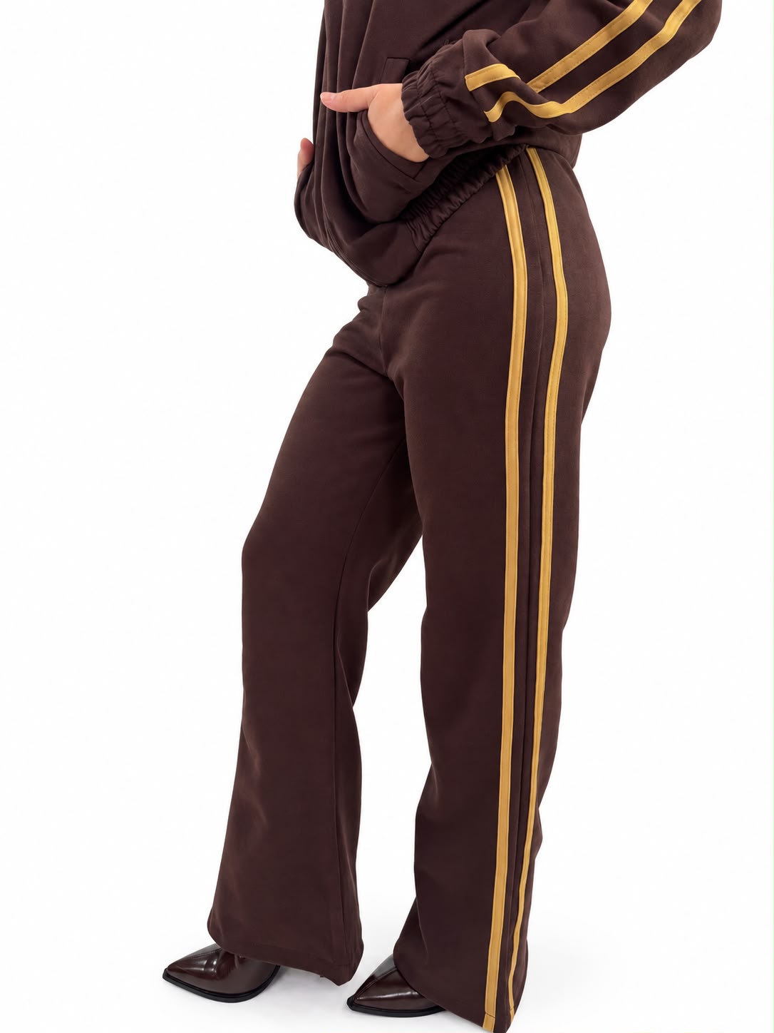 PANTALON CON VIVOS