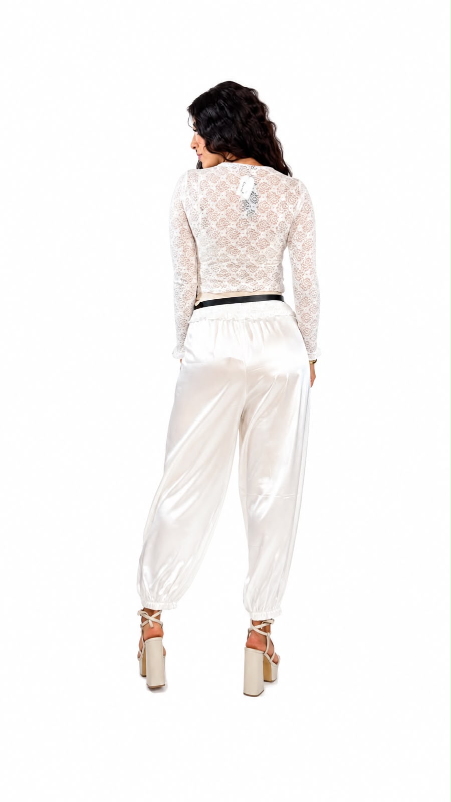 BLUSA ENCAJE M/LARGA