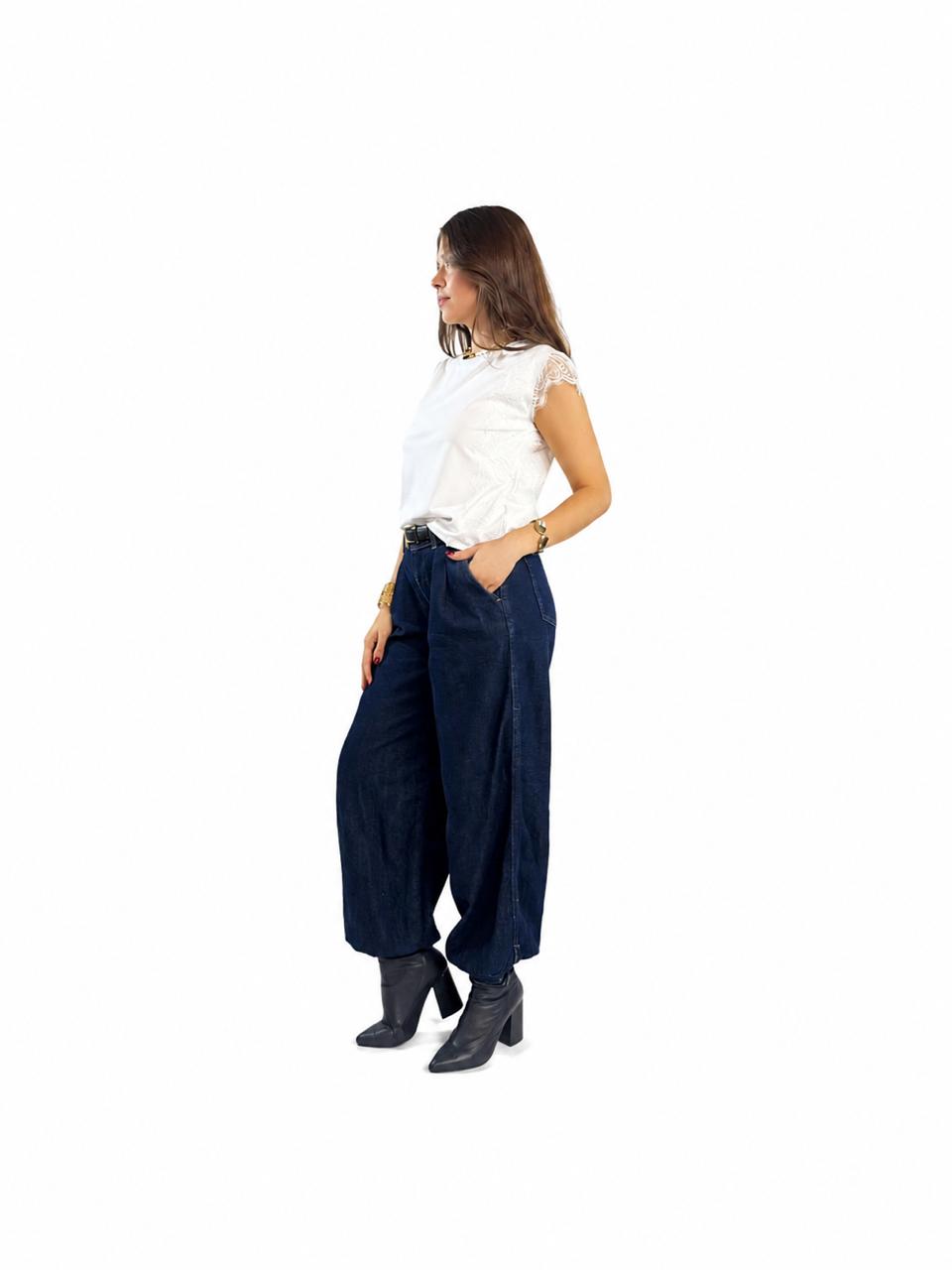 BLUSA ENCAJE TIRA