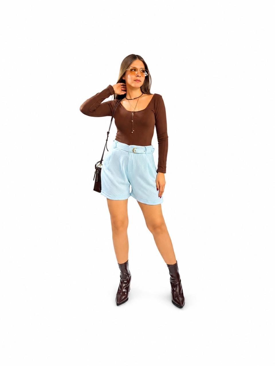 SHORT DE BRILLOS C/CINTO