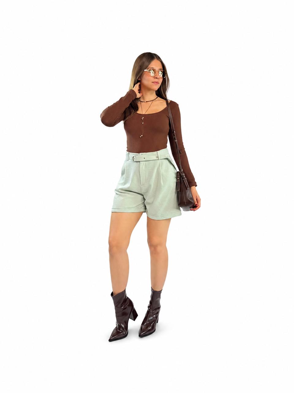 SHORT DE BRILLOS C/CINTO
