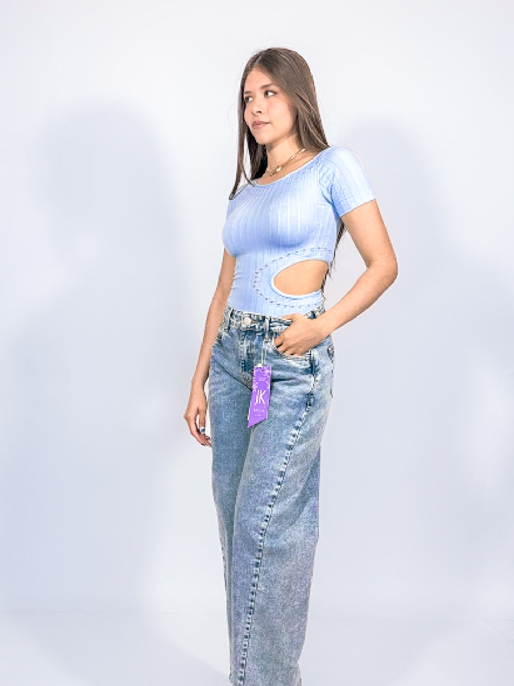 PANTI CON DISEÑO ABIERTO A UN COSTADO DISEÑO CANALES CON ORIFICIOS