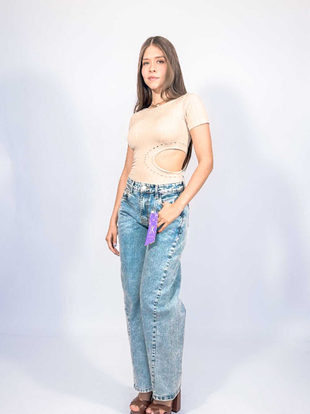 PANTI CON DISEÑO ABIERTO A UN COSTADO DISEÑO CANALES CON ORIFICIOS