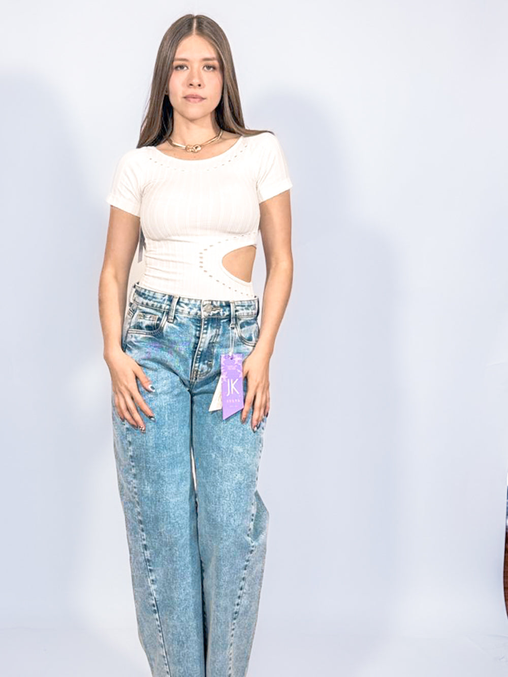 PANTI CON DISEÑO ABIERTO A UN COSTADO DISEÑO CANALES CON ORIFICIOS
